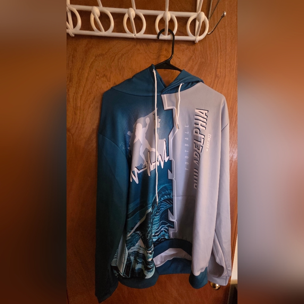 Philadelphia Football Split Hoodie - Teal & Grey Heartbeat Graphic - XL